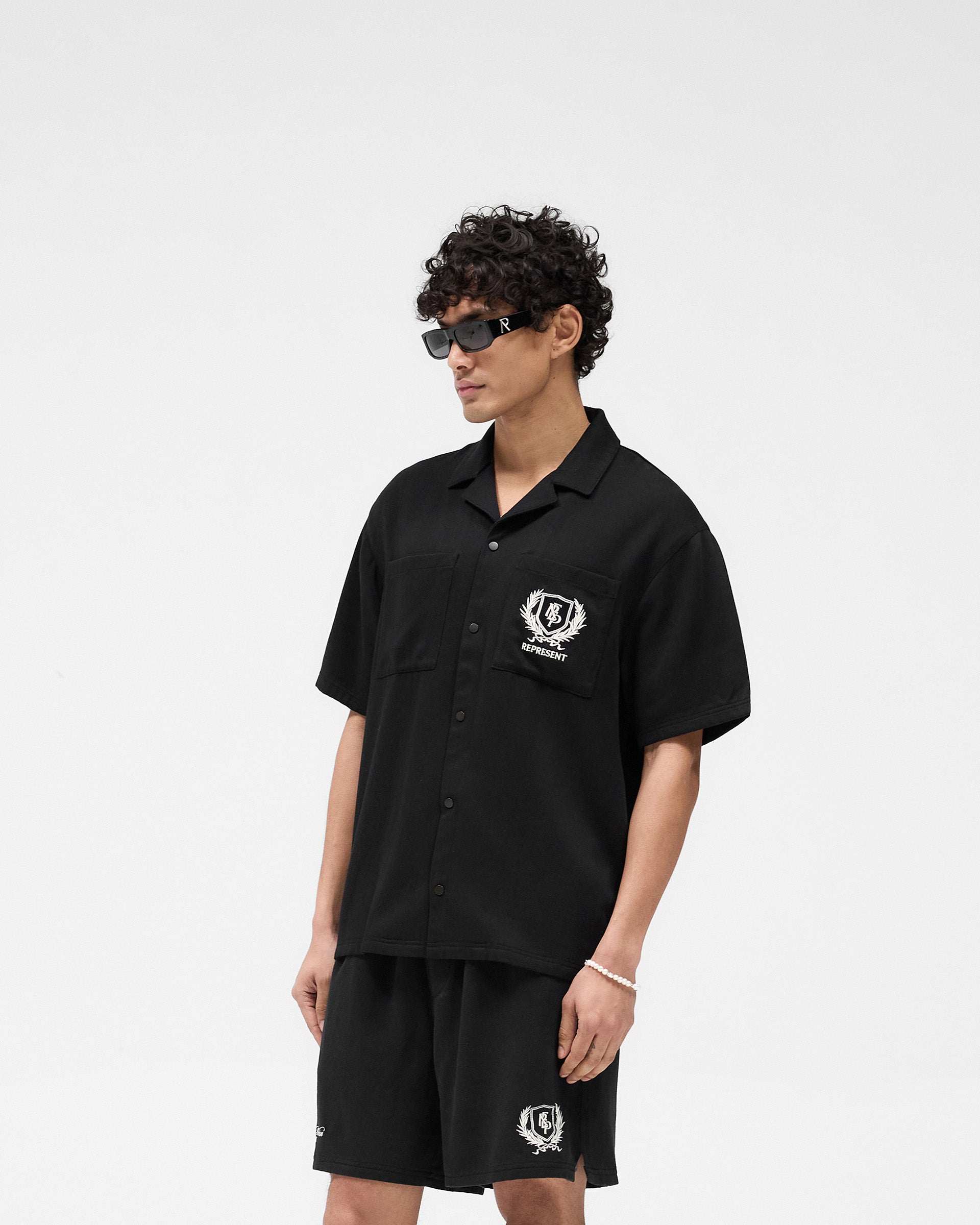Represent Crest Shirt - Jet Black