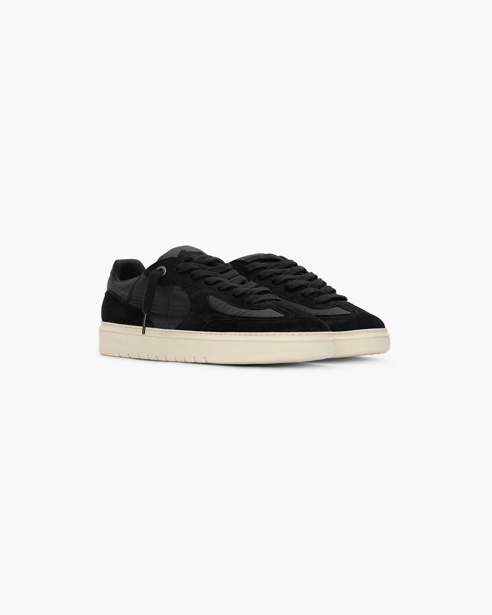 Virtus - Off Black